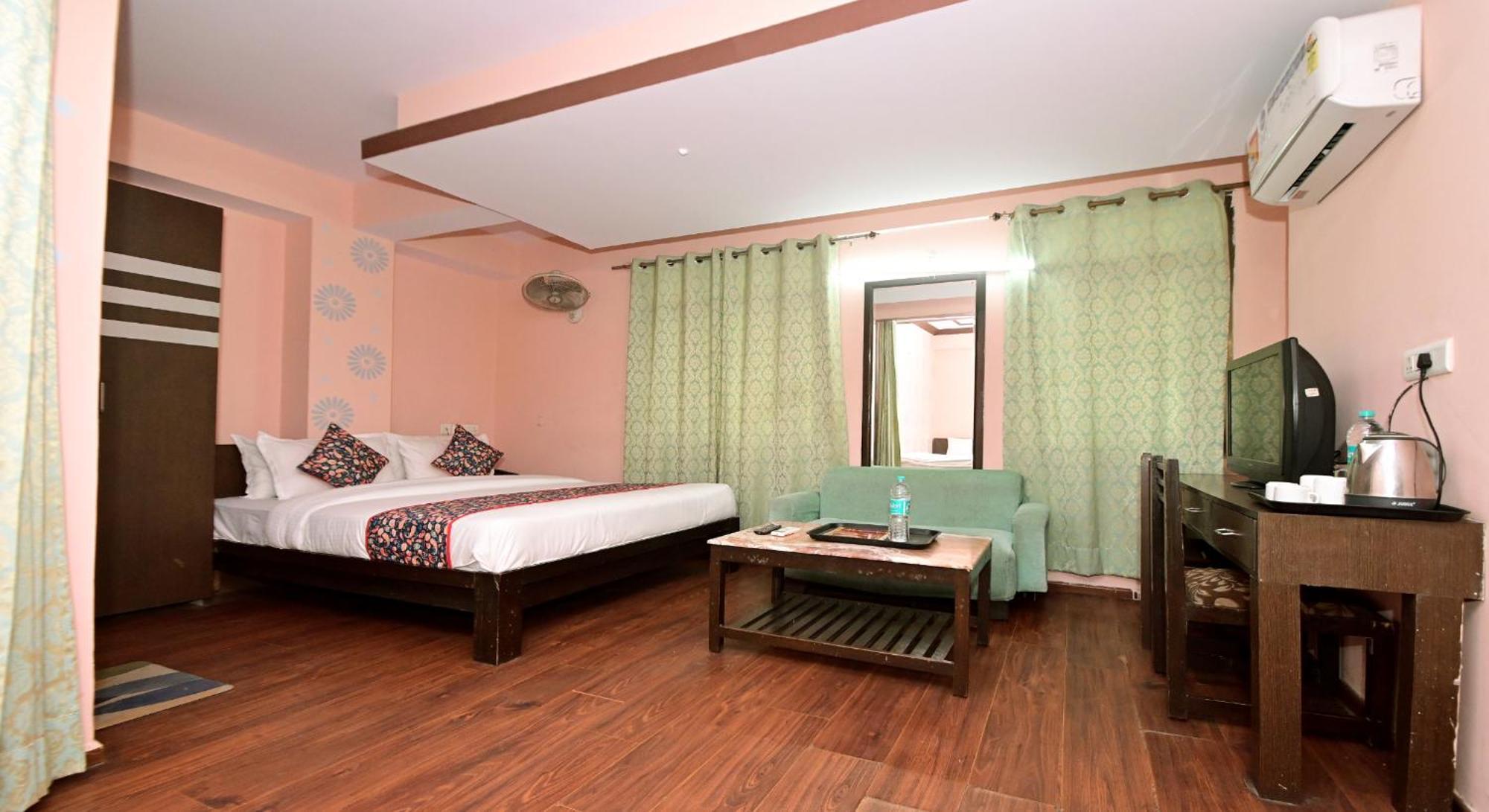 Hotel Laxmi Villa Palace-Near Jaipur Railway Station Extérieur photo